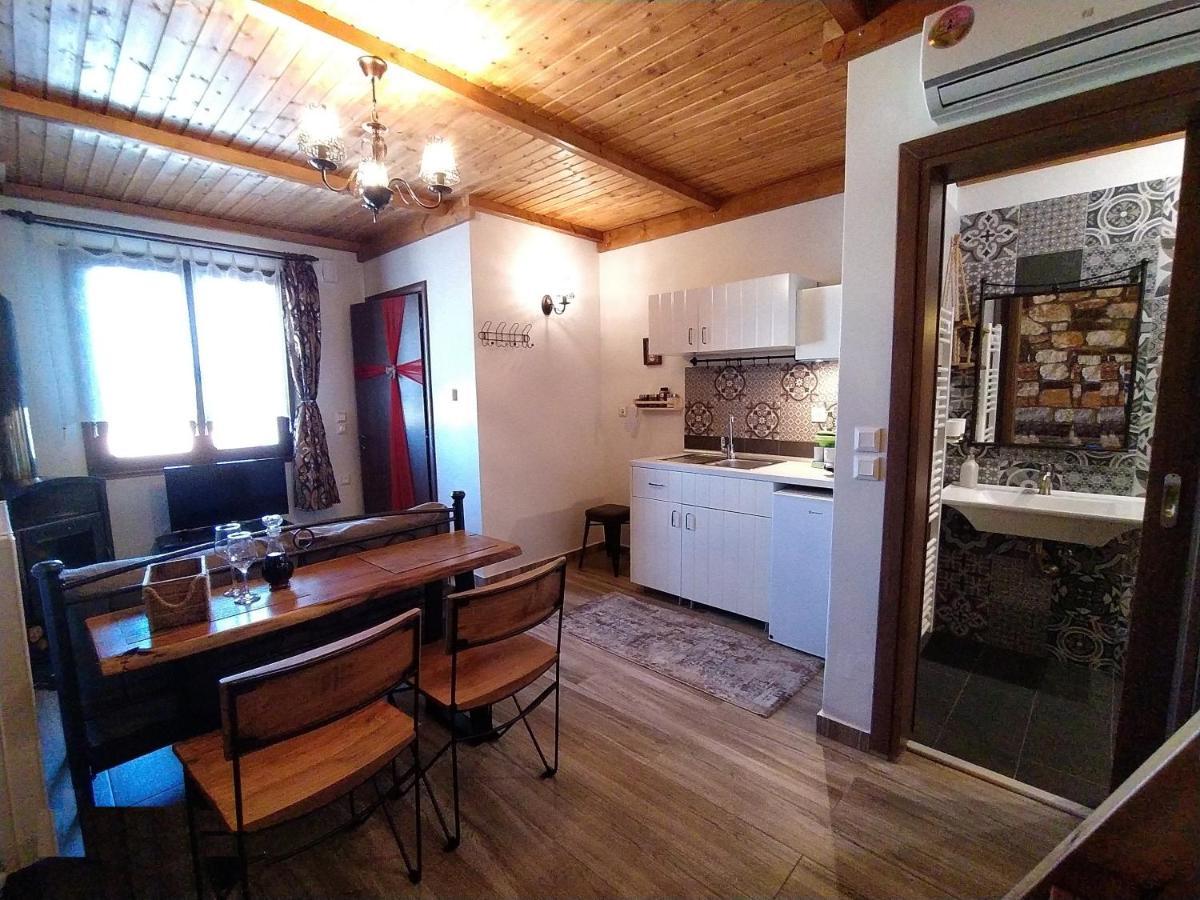 Rustic House Apartman Émbonasz Kültér fotó