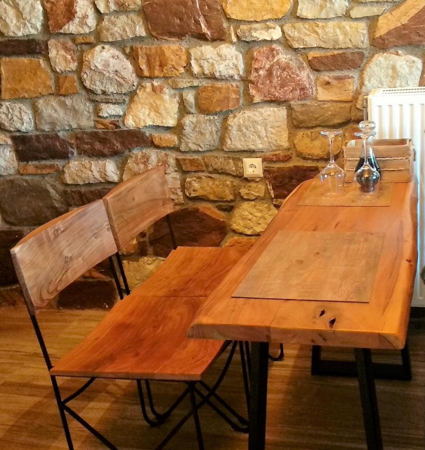 Rustic House Apartman Émbonasz Kültér fotó